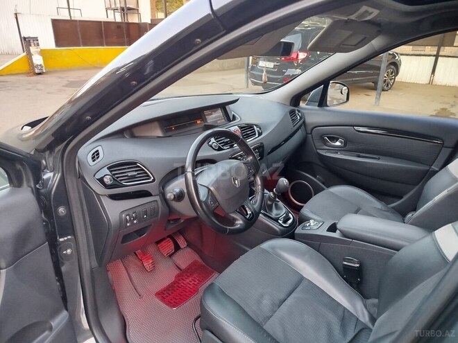 Renault Grand Scenic 2010, 390,000 km - 1.5 л - Gəncə