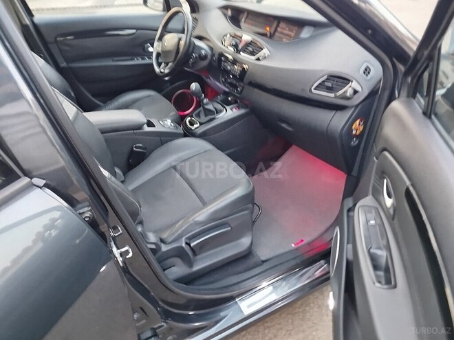 Renault Grand Scenic 2010, 390,000 km - 1.5 л - Gəncə