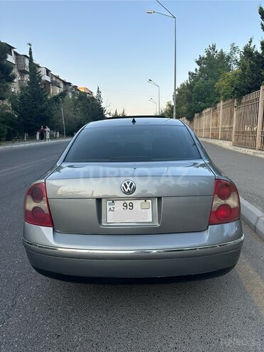 Volkswagen Passat 2002, 285,000 km - 1.8 l - Bakı