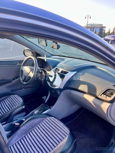 Hyundai Accent 2016, 172,200 km - 1.6 л - Sumqayıt