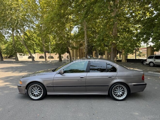 BMW 528 1997, 281,000 km - 2.8 l - Mingəçevir