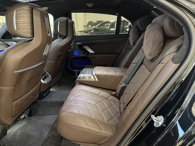 BMW i7 2022, 38,000 km - 0.0 l - Bakı