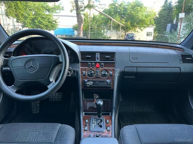 Mercedes C 280 1997, 393,000 km - 2.8 l - Bakı