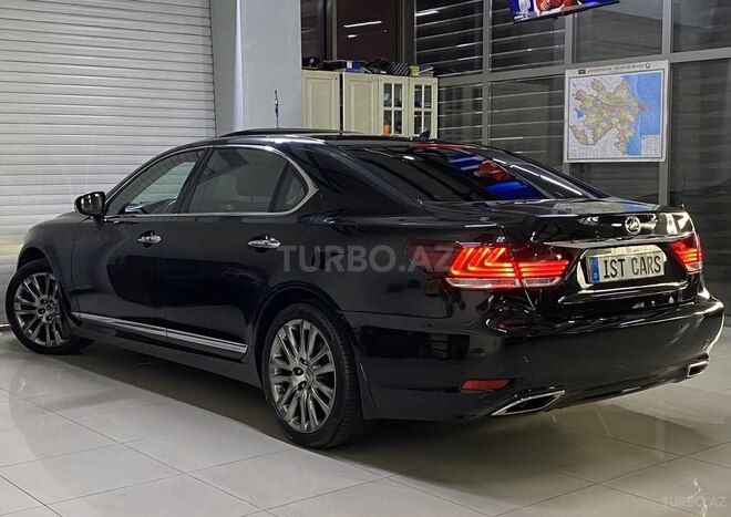 Lexus  2013, 193,000 km - 4.6 l - Sumqayıt