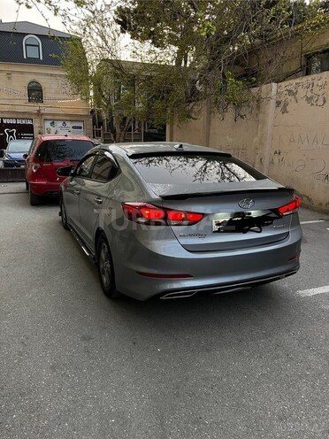 Hyundai Elantra 2017, 150,000 km - 2.0 l - Bakı