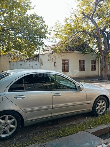 Mercedes C 240 2000, 254,000 km - 2.6 l - Gəncə