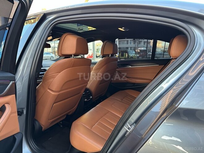 BMW 520 2017, 175,500 km - 2.0 l - Bakı