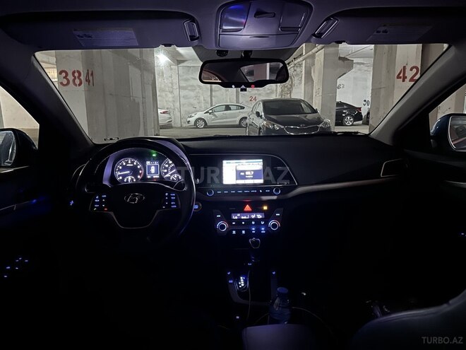 Hyundai Elantra 2017, 92,000 km - 2.0 l - Bakı