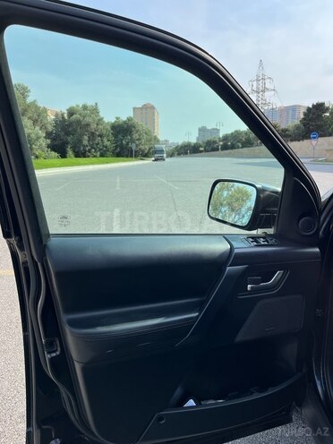 Land Rover Freelander 2012, 243,000 km - 3.2 l - Bakı