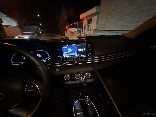 Hyundai Elantra 2024, 32,000 km - 1.6 л - Bakı
