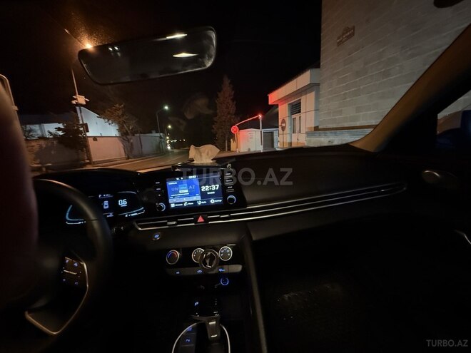 Hyundai Elantra 2024, 32,000 km - 1.6 л - Bakı