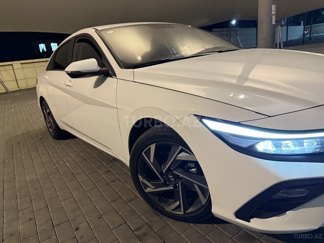 Hyundai Elantra 2024, 32,000 km - 1.6 л - Bakı
