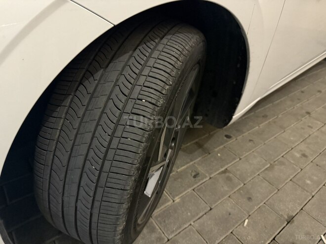 Hyundai Elantra 2024, 32,000 km - 1.6 л - Bakı