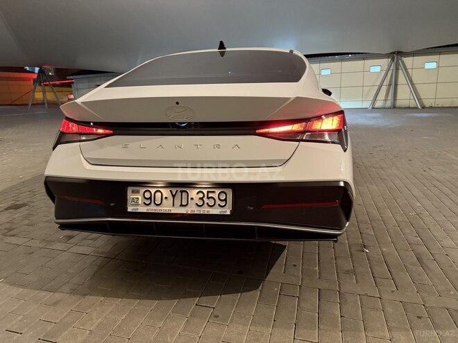 Hyundai Elantra 2024, 32,000 km - 1.6 л - Bakı