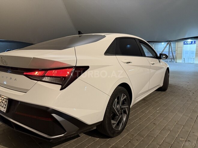 Hyundai Elantra 2024, 32,000 km - 1.6 л - Bakı