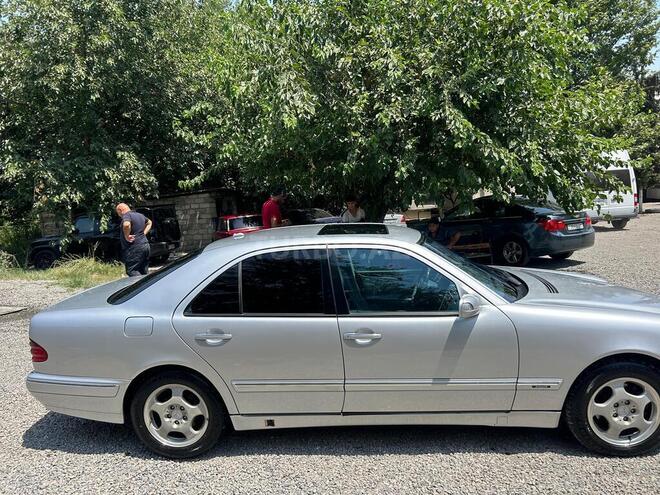 Mercedes E 320 2000, 545,056 km - 3.2 l - Bərdə