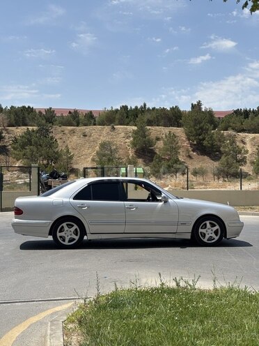 Mercedes E 270 2001, 360,000 km - 2.7 l - Xırdalan