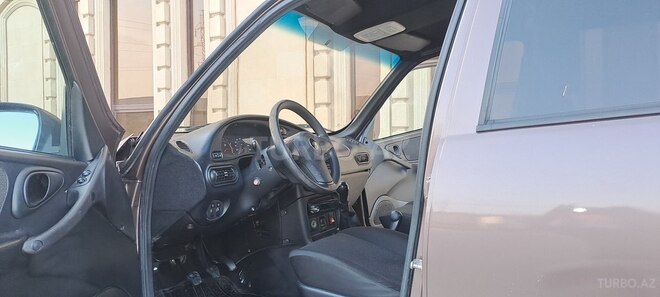 Chevrolet Niva 2014, 215,000 km - 1.7 l - Bakı