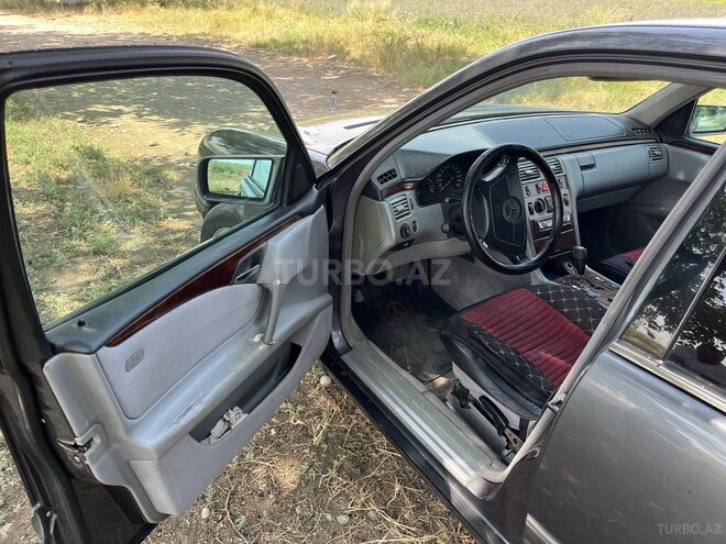 Mercedes E 240 1998, 250,000 km - 2.4 l - Dəliməmmədli