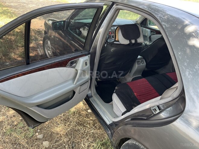 Mercedes E 240 1998, 250,000 km - 2.4 l - Dəliməmmədli