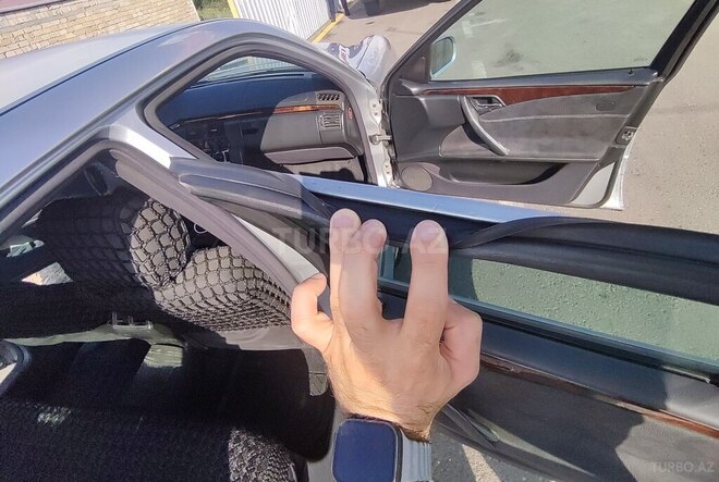 Mercedes E 220 d 2000, 455,000 km - 2.2 l - Gəncə