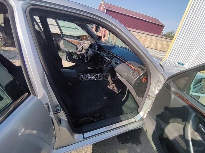 Mercedes E 220 d 2000, 455,000 km - 2.2 l - Gəncə