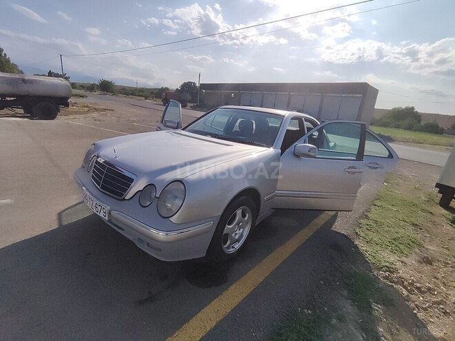 Mercedes E 220 d 2000, 455,000 km - 2.2 l - Gəncə