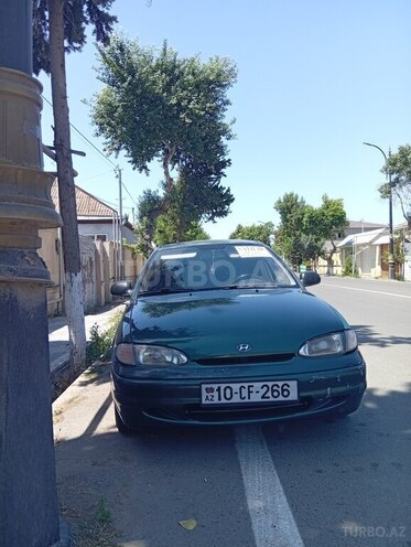 Hyundai Accent 1995, 275,000 km - 1.3 l - Saatlı