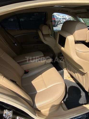 BMW 745 2003, 380,000 km - 4.4 l - Bakı