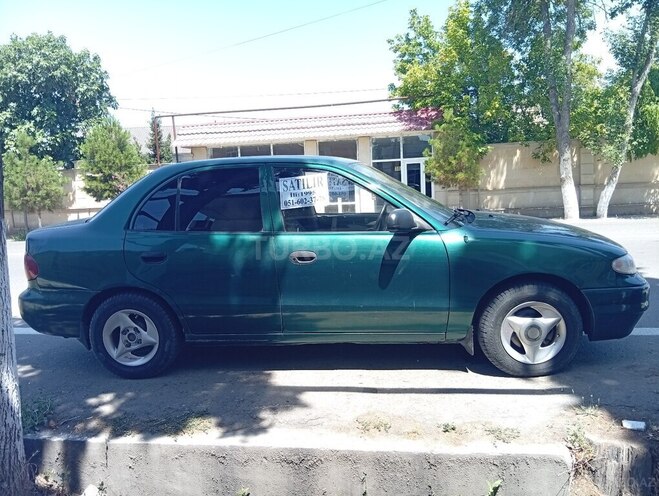 Hyundai Accent 1995, 275,000 km - 1.3 l - Saatlı