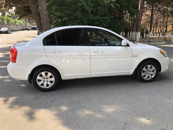 Hyundai Accent 2010, 241,000 km - 1.4 л - Bakı