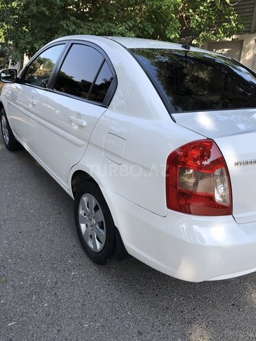 Hyundai Accent 2010, 241,000 km - 1.4 л - Bakı