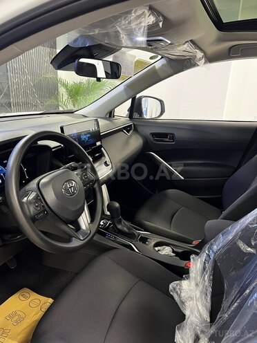 Toyota Corolla Cross 2025, 0 km - 2.0 л - Bakı