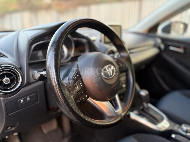 Toyota Yaris iA 2016, 230,000 km - 1.5 л - Bakı