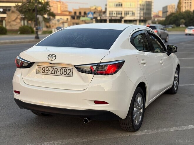 Toyota Yaris iA 2016, 230,000 km - 1.5 л - Bakı