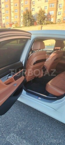 BMW 740Le 2018, 124,000 km - 2.0 l - Bakı
