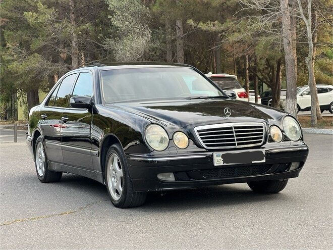 Mercedes E 270 2001, 354,789 km - 2.7 l - Bakı