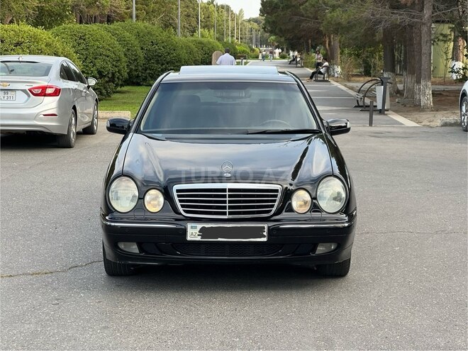 Mercedes E 270 2001, 354,789 km - 2.7 l - Bakı