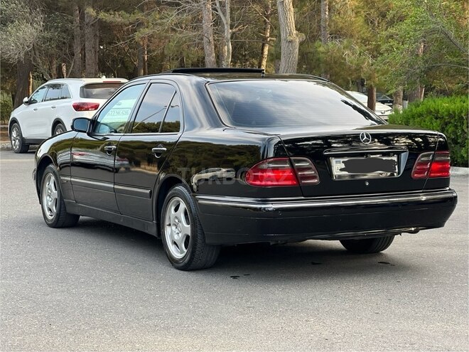 Mercedes E 270 2001, 354,789 km - 2.7 l - Bakı