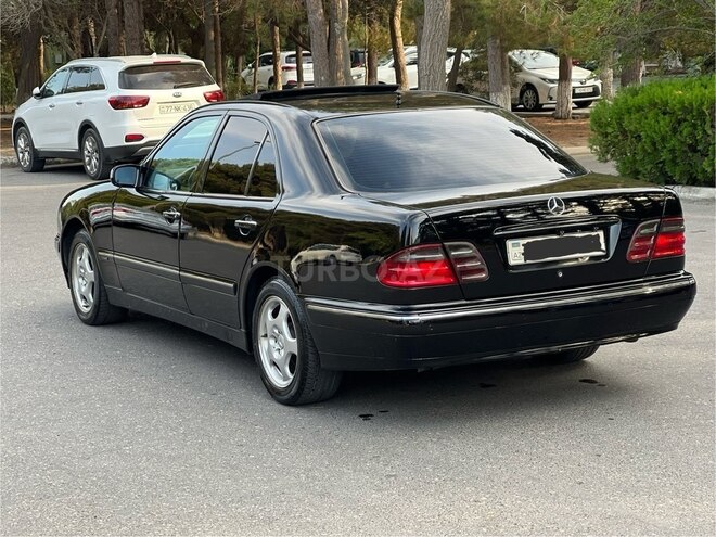 Mercedes E 270 2001, 354,789 km - 2.7 l - Bakı