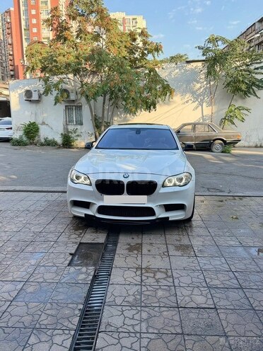 BMW 528 2011, 268,000 km - 2.0 л - Bakı