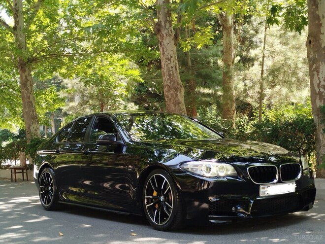 BMW 525 2014, 289,682 km - 2.0 l - Bakı