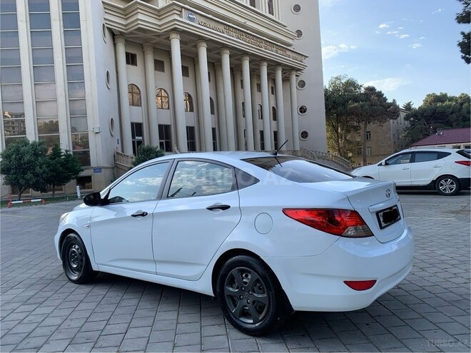 Hyundai Accent 2013, 260,000 km - 1.4 l - Bakı