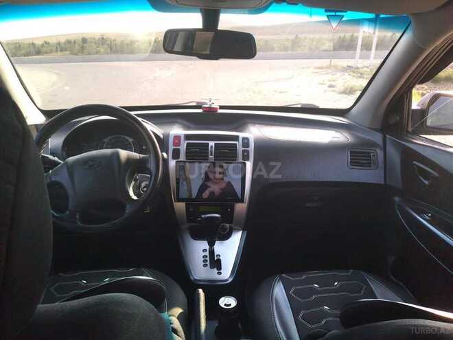 Hyundai Tucson 2007, 266,000 km - 2.0 l - Qax