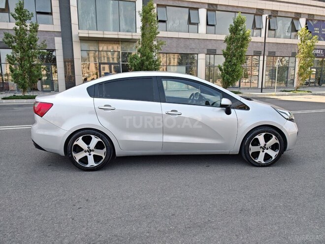 Kia Rio 2011, 229,000 km - 1.4 л - Bakı