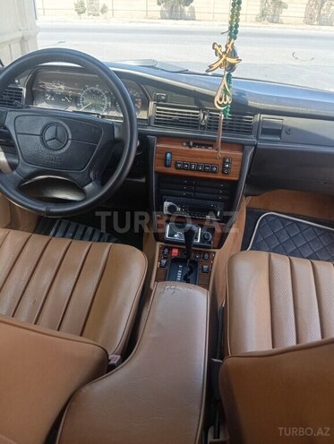 Mercedes 190 1992, 334,830 km - 2.3 l - Sumqayıt