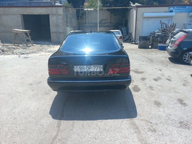 Mercedes E 270 2001, 472,424 km - 2.7 л - Bakı