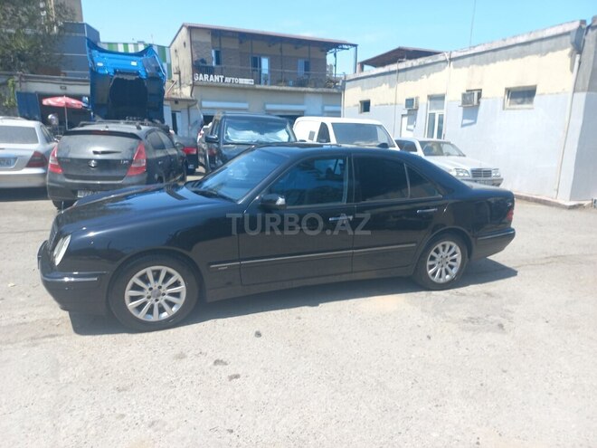 Mercedes E 270 2001, 472,424 km - 2.7 л - Bakı
