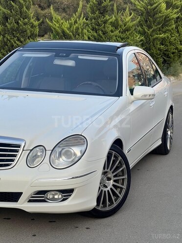 Mercedes E 320 2004, 268,000 km - 3.2 l - Bakı