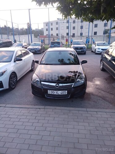 Opel Astra 2007, 290,000 km - 1.8 л - Bakı